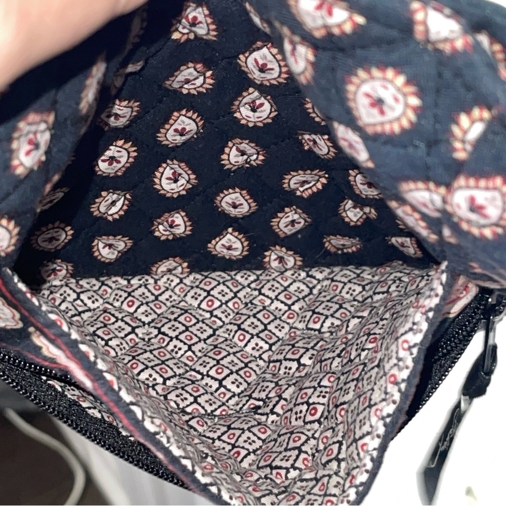 Vera Bradley Hipster Crossbody Retired Classic Black Paisley Pattern Quilted - Picture 7 of 13